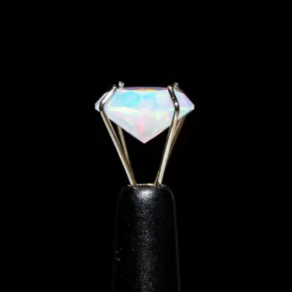 Ruby Pearl Co – Diamond Cut Opal 8mm - Color#White>Blue