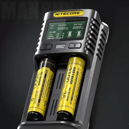 Cargador Nitecore UM2 (USB)