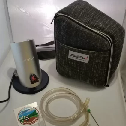 Refurbished Silver Surfer Vaporizer - Green, Black